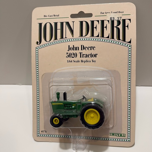 Ertl Other - Ertl John Deere 5020 tractor. 1/64 scale. Die-cast. In original packaging.